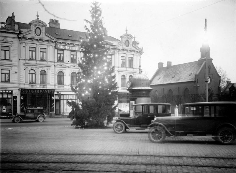 Kringla julgran, julfirande, vår frälsares kyrka, jul, gustav